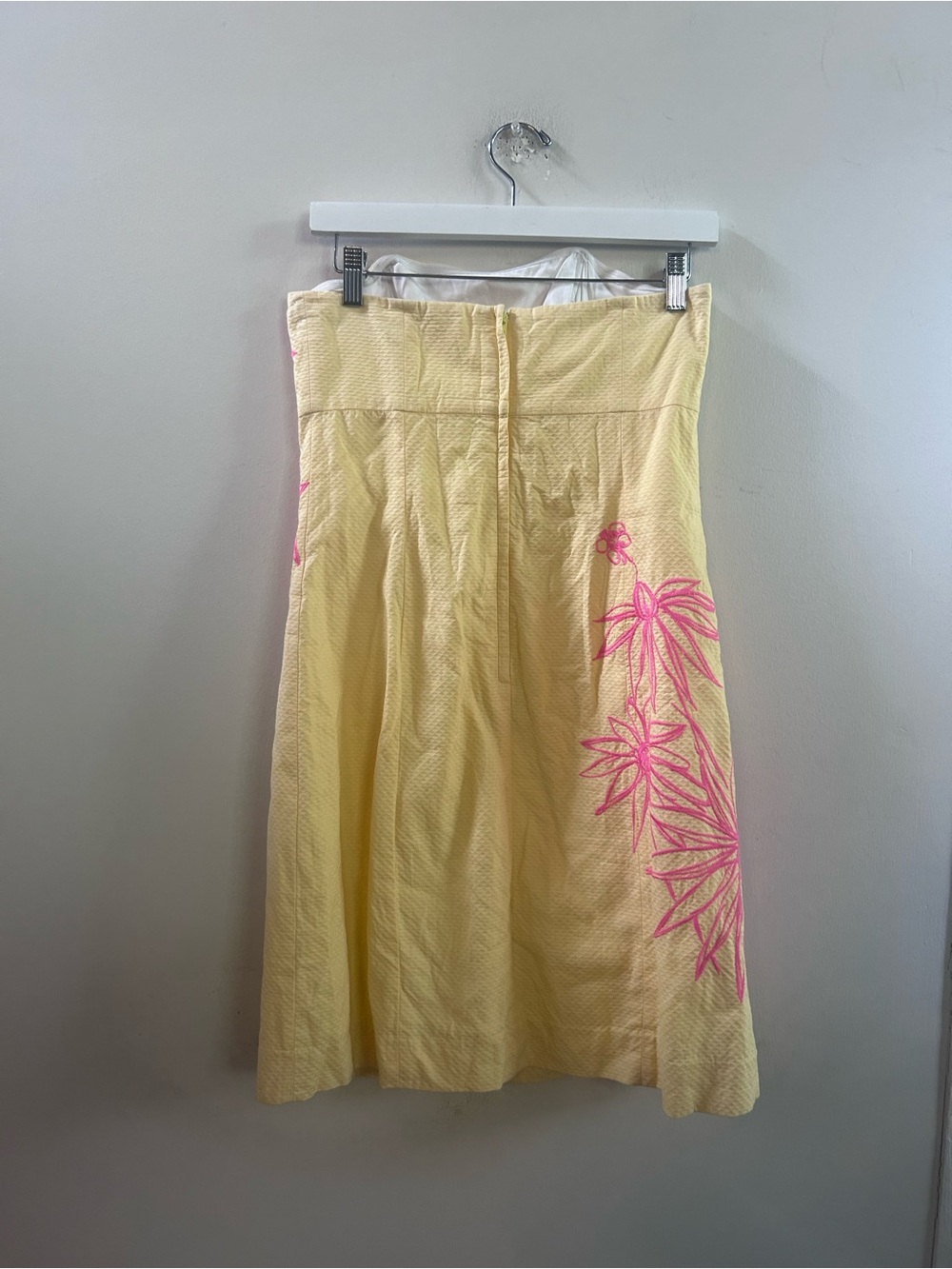 Lilly Pulitzer Bowen dress hot pink embroidery 4 - Picture 6 of 6